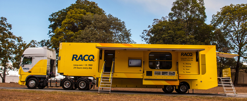 racq-truck-with-stairs
