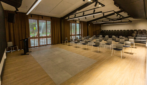 Conference room mobility centre