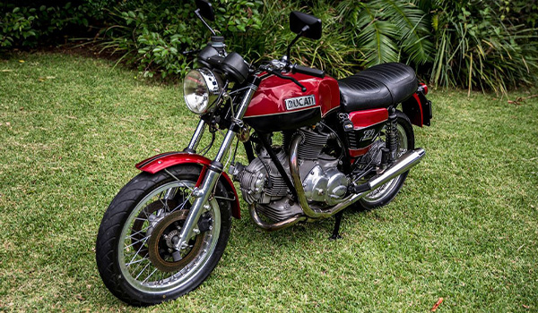 Motorcycle_Ducati 750GT 1974