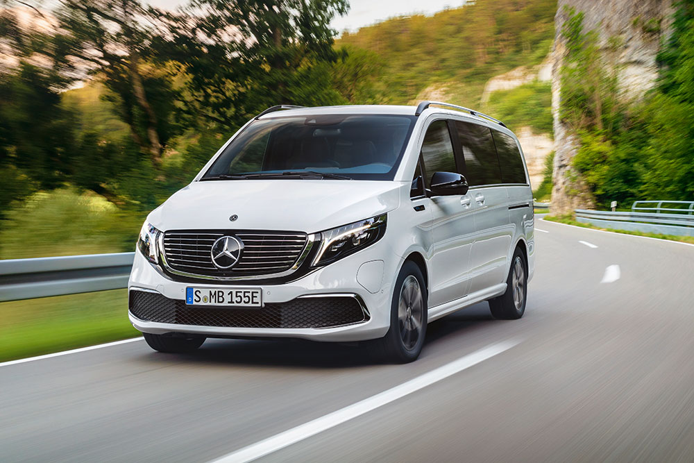 Mercedes-Benz EQV front view.