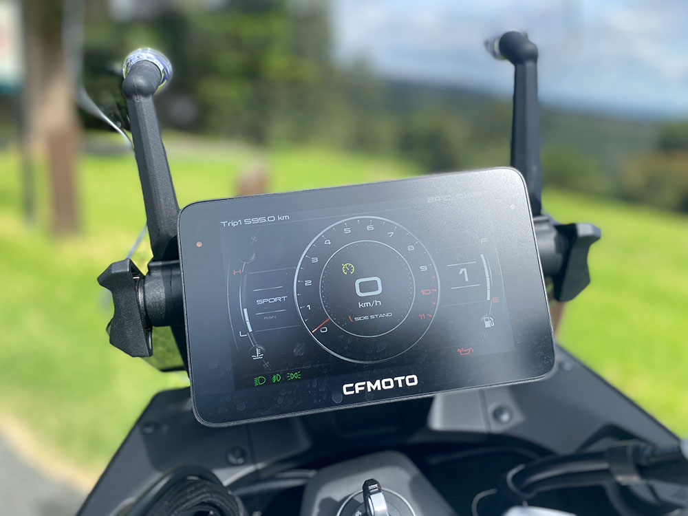 CFMOTO 800MT Touring.