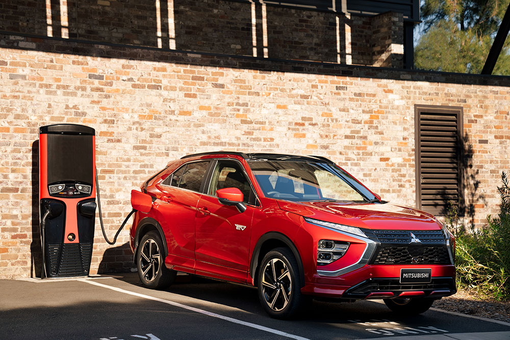 Eclipse Cross PHEV front view.