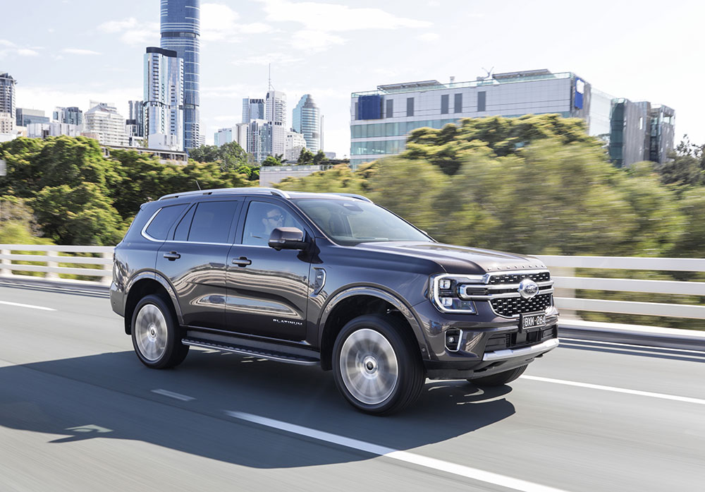 Ford Everest Platinum V6 side view.