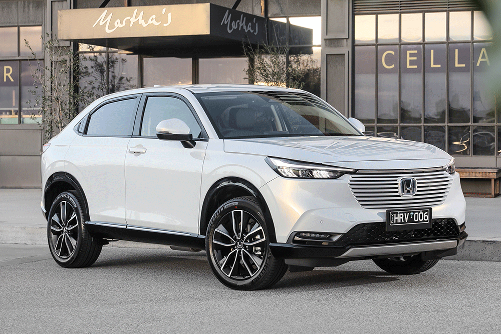 Honda HR-V E:Hev L 2WD front view.