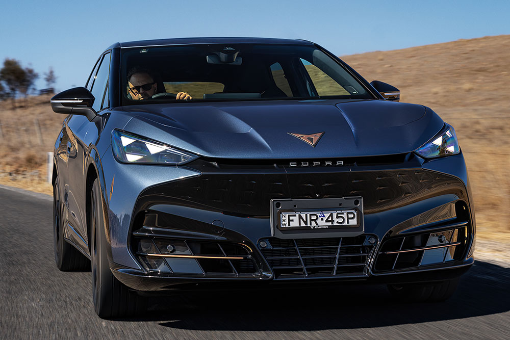 Cupra Tavascan VZ front view.