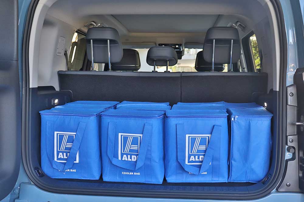 Boot of Denza B5 with shopping bags.