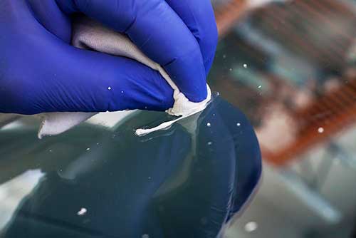 windscreen repair resin