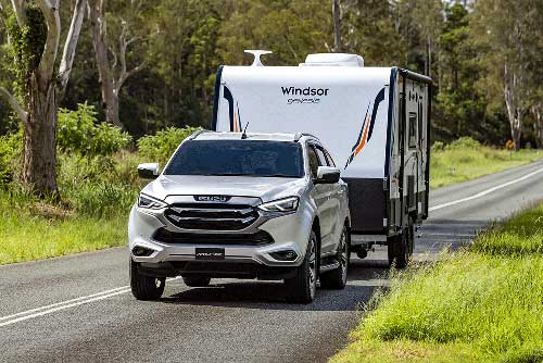 Isuzu MU-X towing a caravan