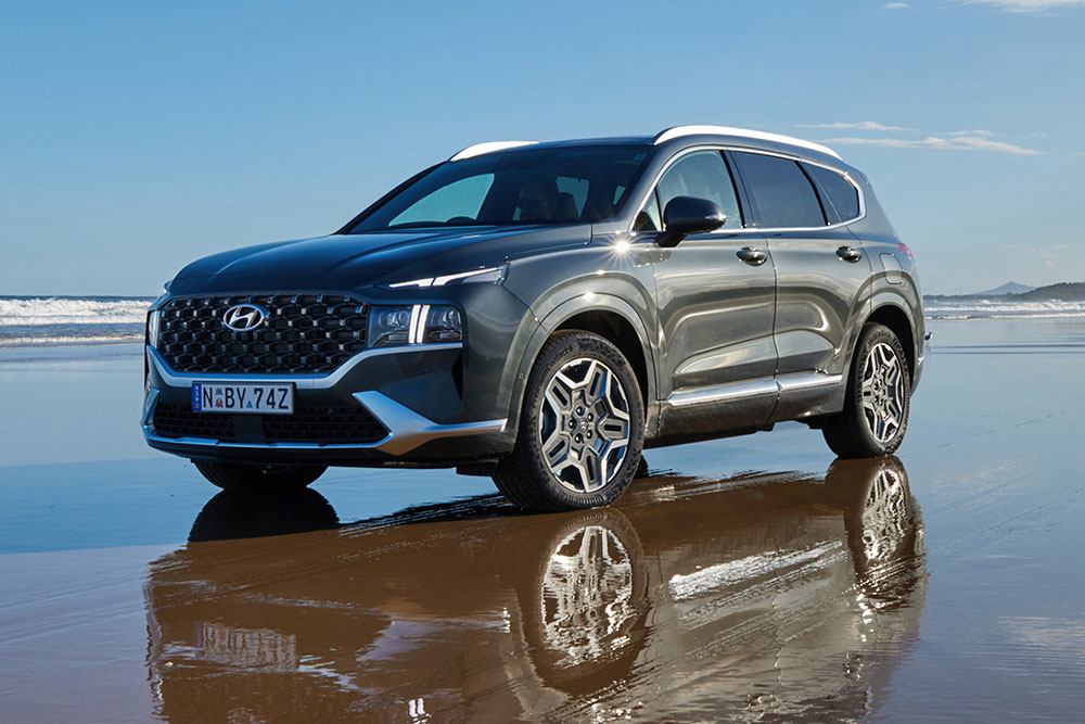 Sante Fe Hybrid Highlander exterior.