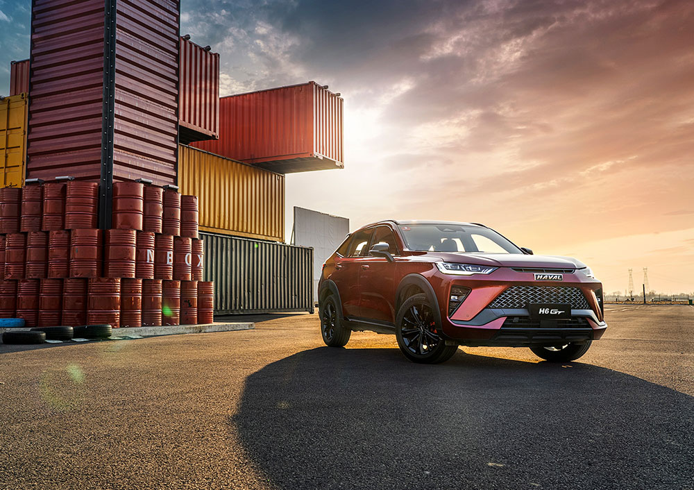 Haval H6 GT front view.