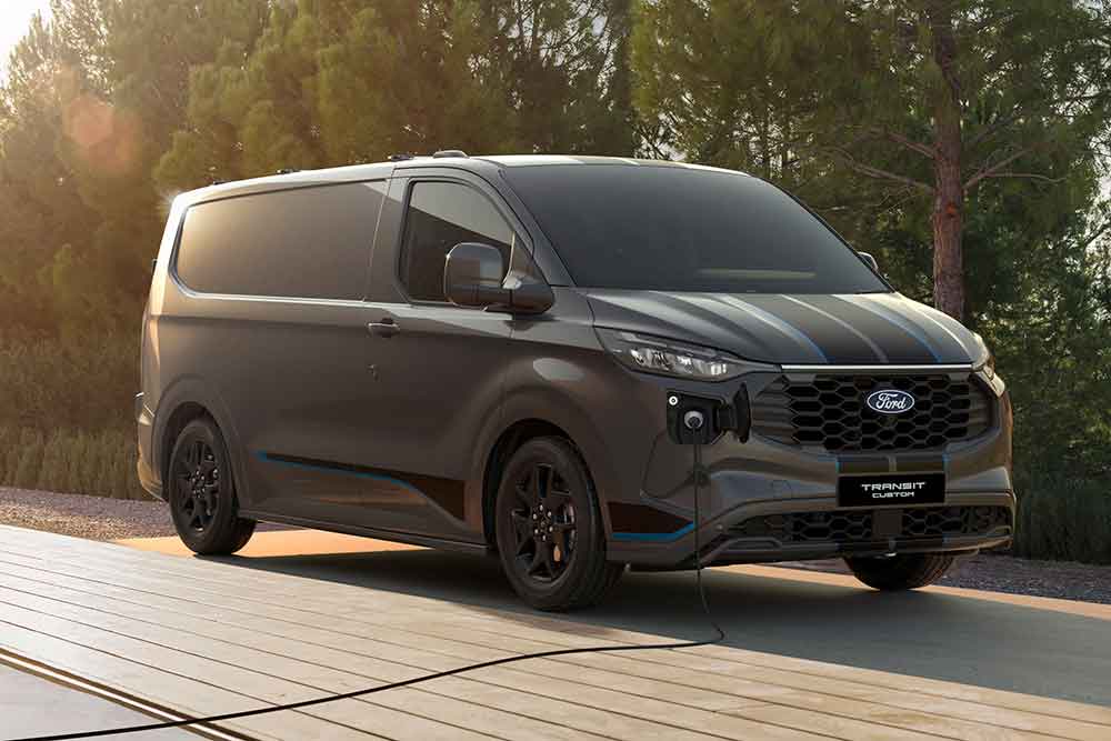 Ford Transit PHEV recharging.