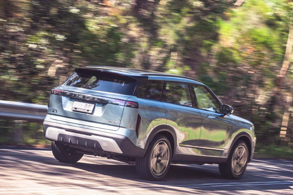 Jaecoo J7 PHEV rear view.