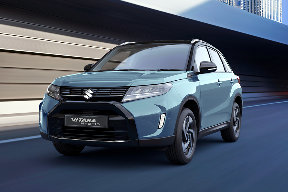 Suzuki Vitara hybrid front view.