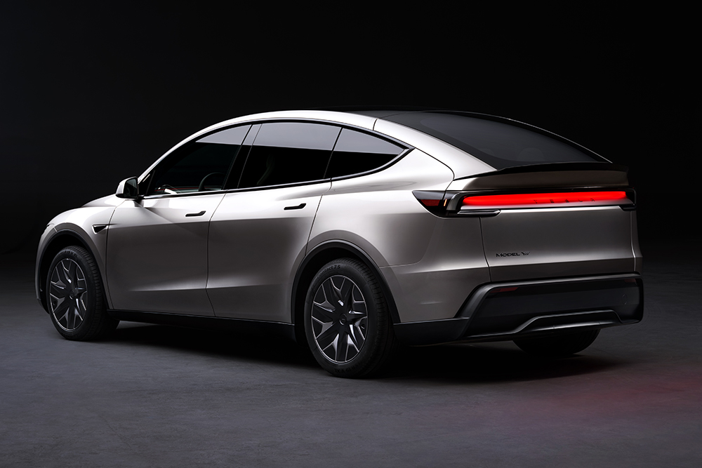 Exerior of Tesla Model Y L.