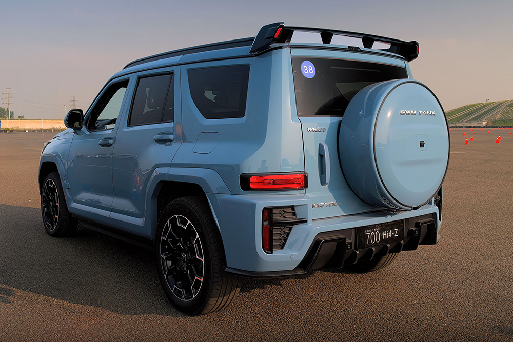 GWM Tank 700 V8 rear view.