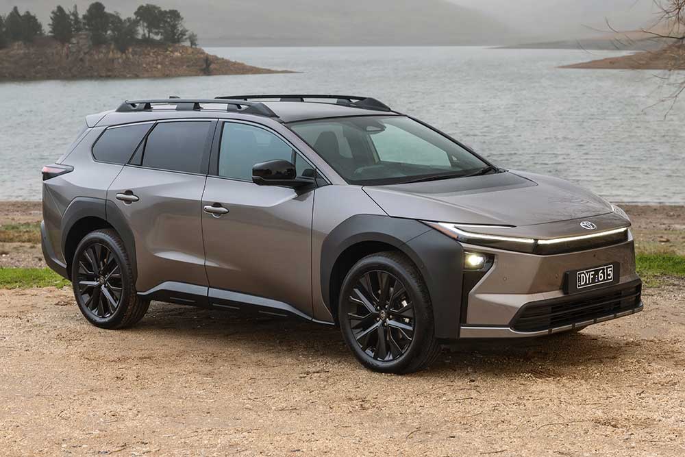 Toyota bZ4X Touring side view