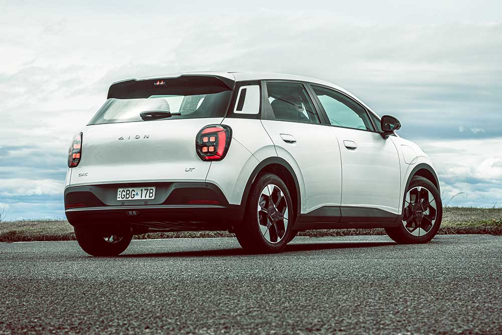 GACAION UT Premium- rear view