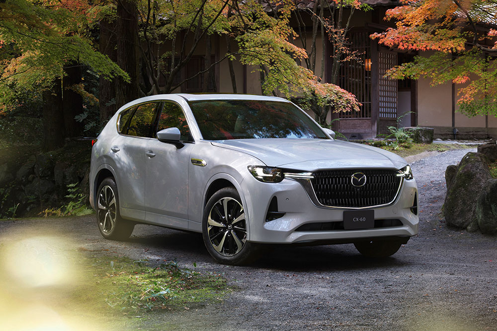 Mazda CX-60 front image.