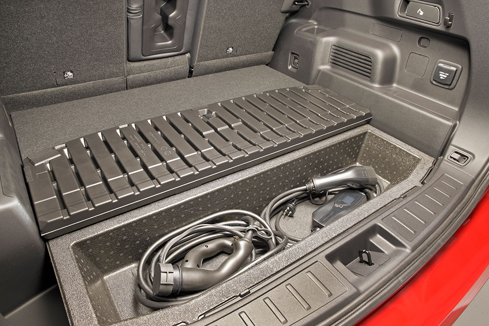 Mitsubishi Outlander PHEV storage
