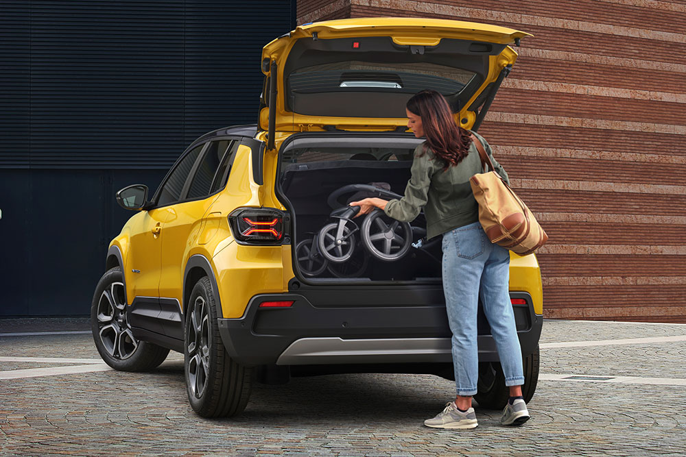 Rear view of Jeep Avenger EV.