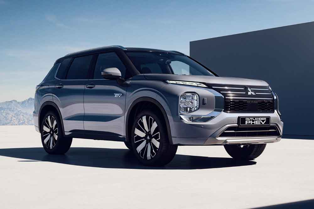 Mitsubishi Outlander PHEV side view.