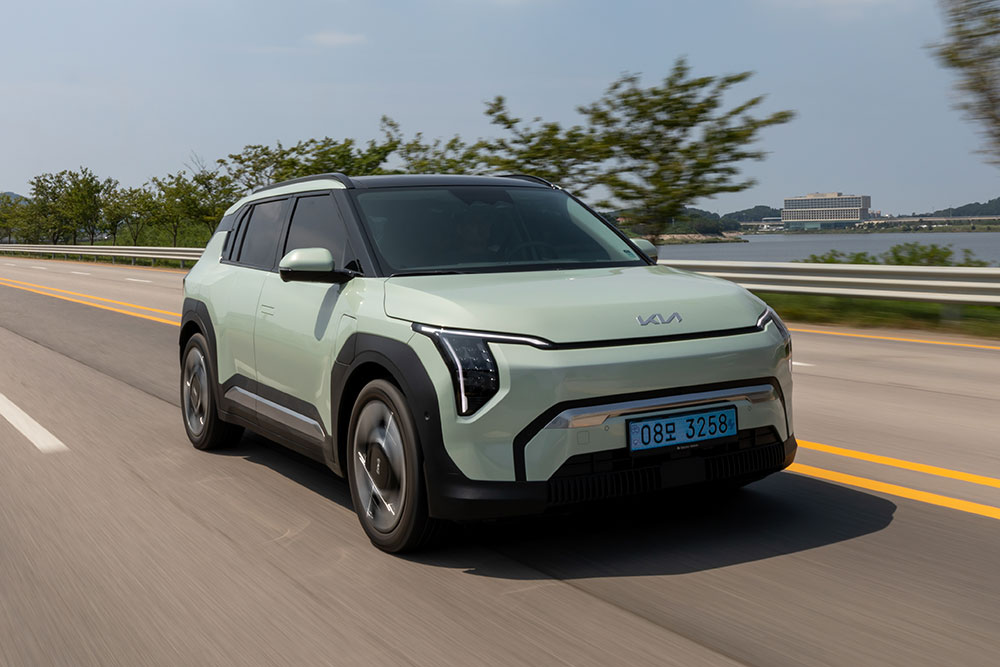 Kia EV3 on the road.