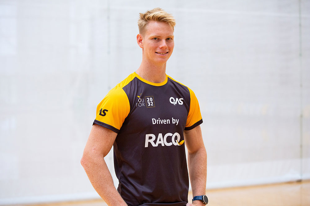 QAS rower Mac Rogers.