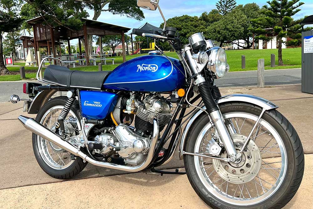 Rober Avis's 1973 Norton Commando Interstate.