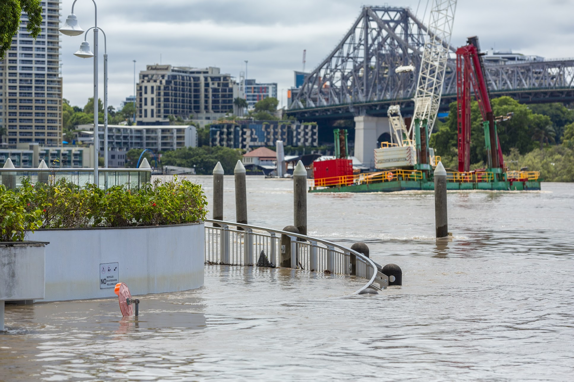 Brisbane river flooded