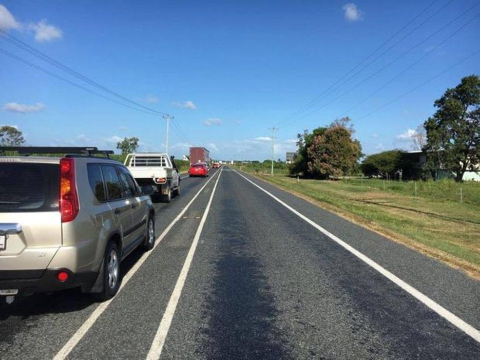 Traffic stopped on CQ regional road