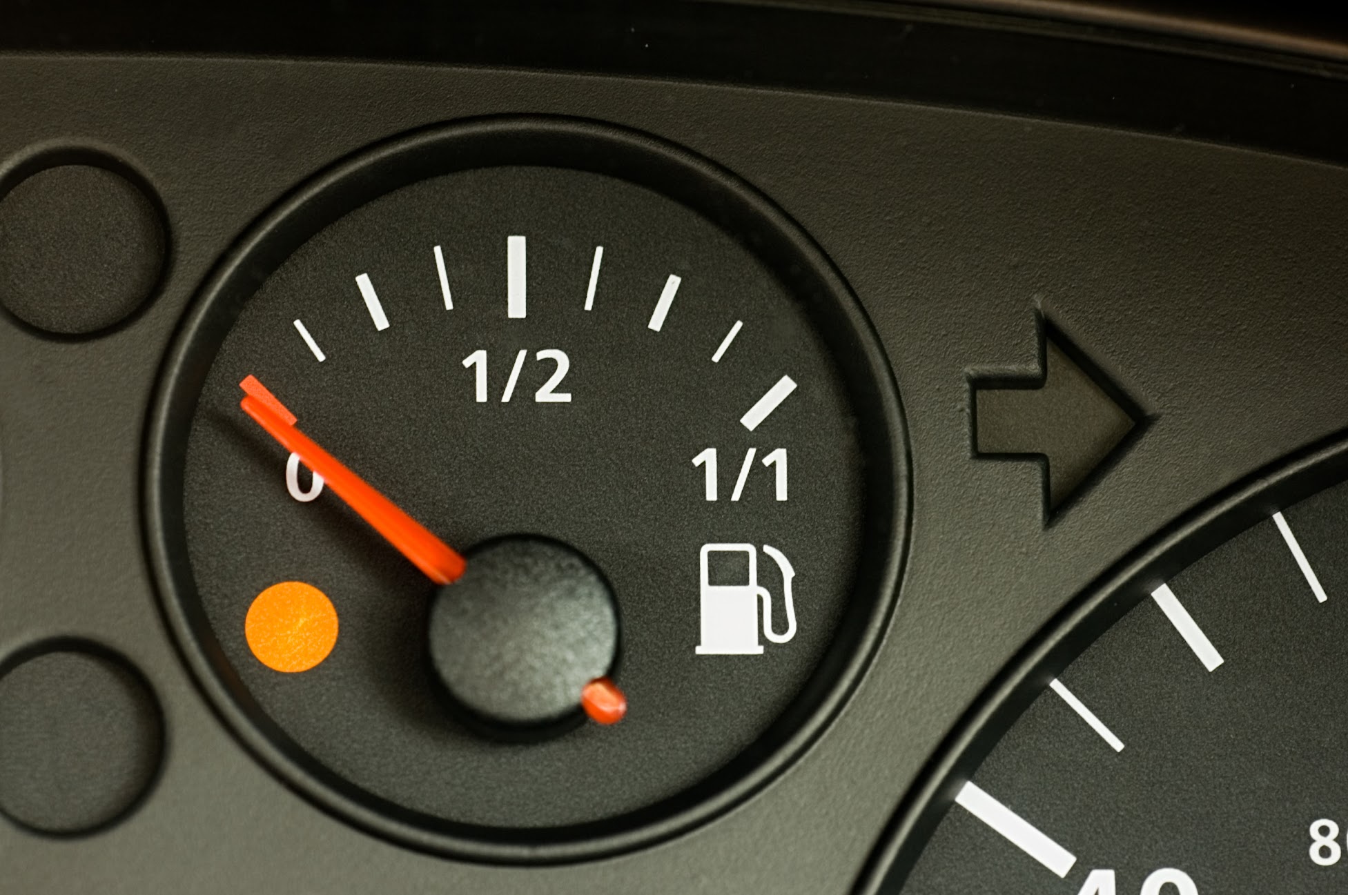 fuel gauge on empty