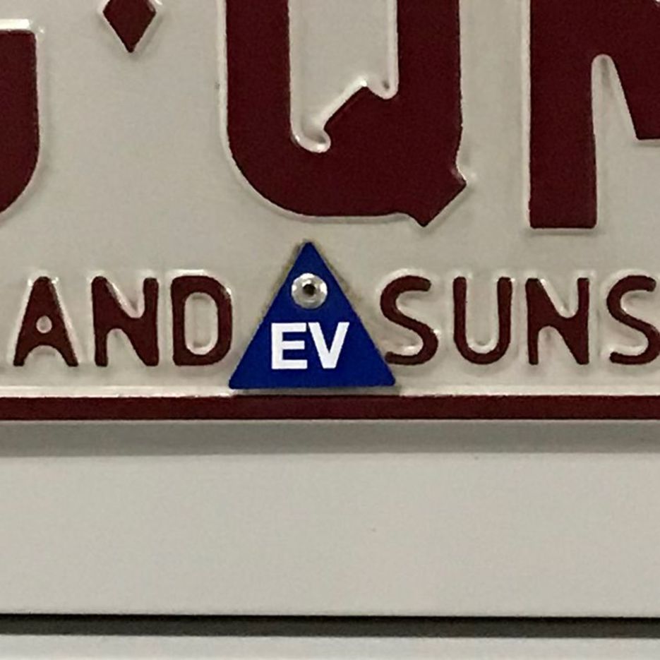 EV label number plate