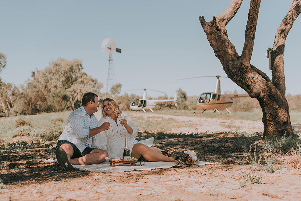 Enjoying a picnic as part of Longreach Helicopter Tours.