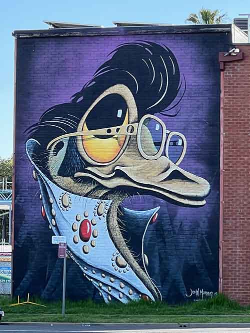 Elvis inspired mural in Parkes