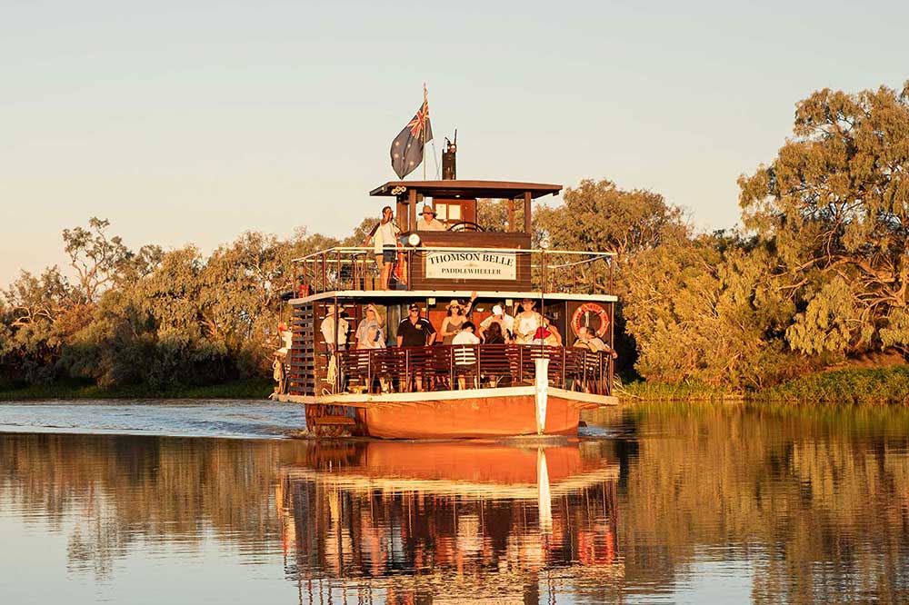 Starlight’s Cruise Experience on the Thomson River.