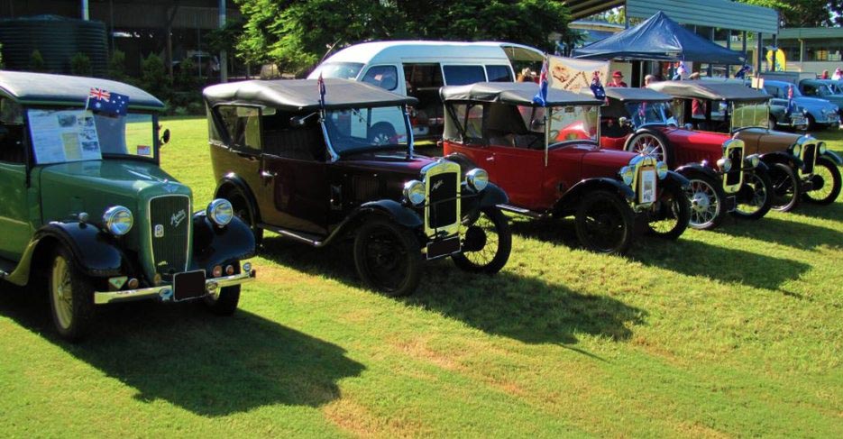 bayside restorers row of cars