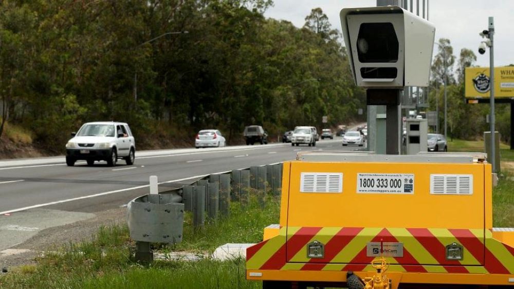 Mobile speed camera