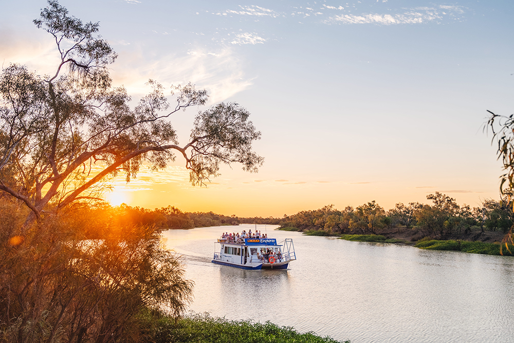 Sunset Cruise on the Thomson River.
