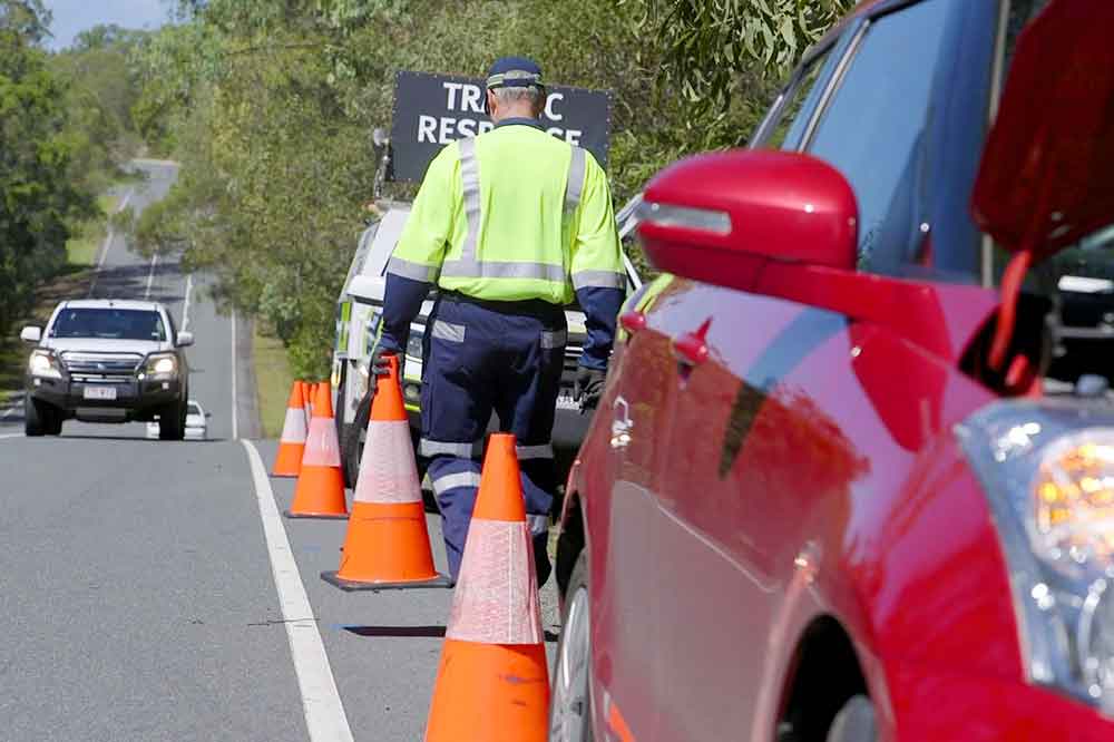 Traffic Response Unit attending to a vehicle breakdown.