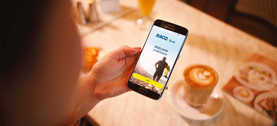 Bank app in coffee shop