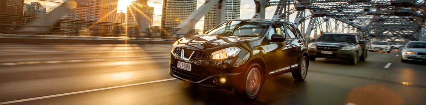 car-driving-across-story-bridge-resized1410x350