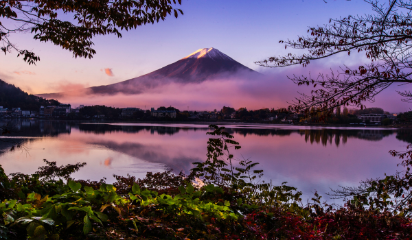 View of Mount Fuji reflected in the waters of Lake Kawaguchiko.
