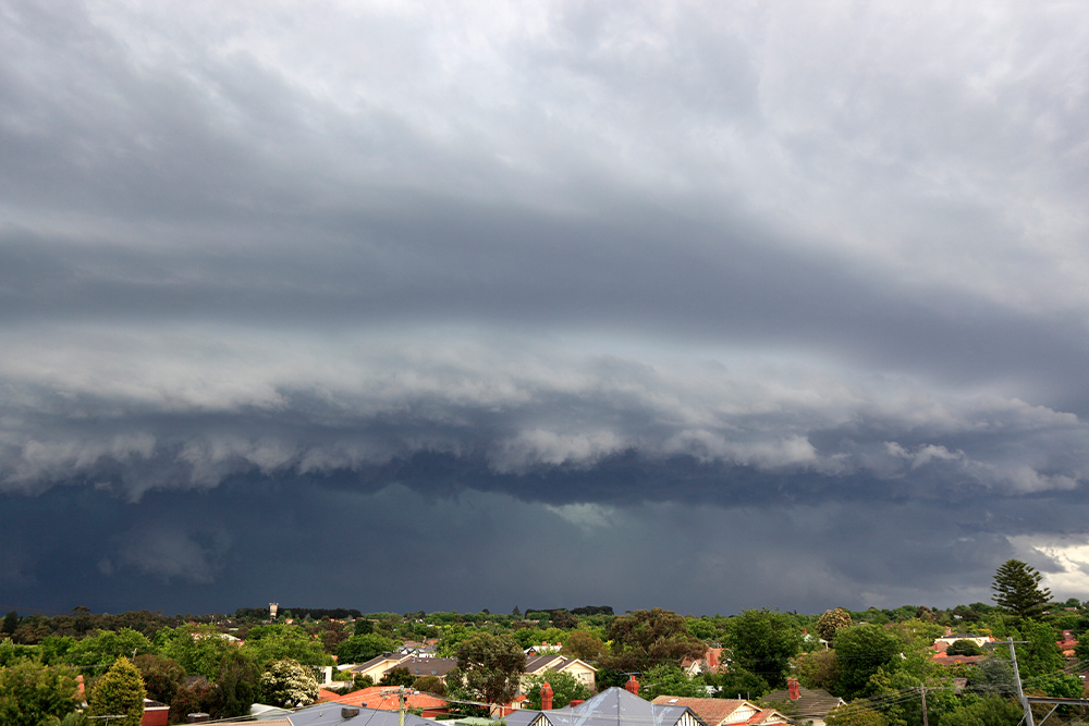 storm-clouds-over-homes-1000x667